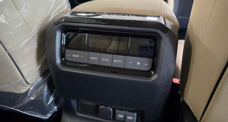 TOYOTA LAND CRUISER 2024