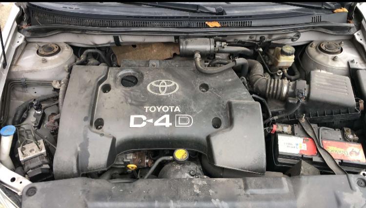 TOYOTA COROLLA VERSO D4d