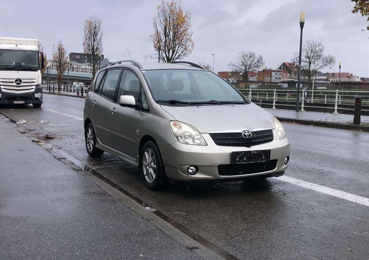 TOYOTA COROLLA VERSO D4D