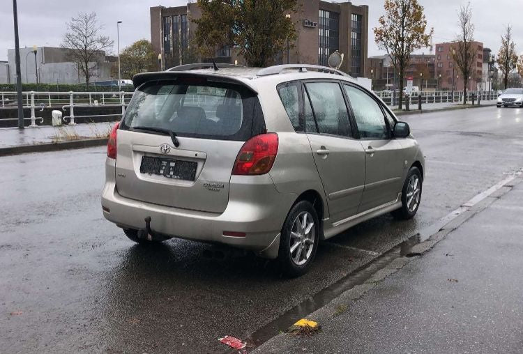 TOYOTA COROLLA VERSO D4D