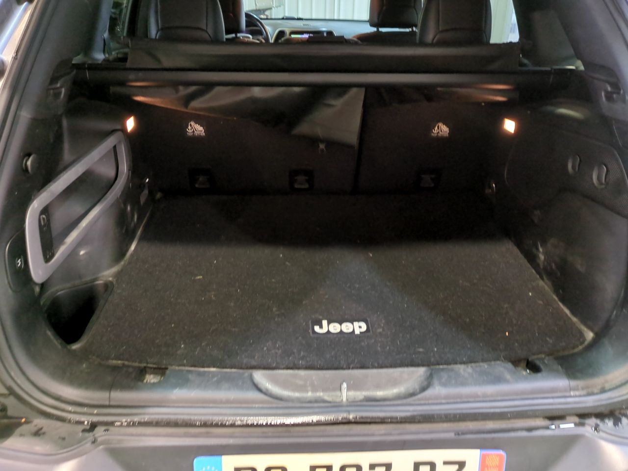 JEEP CHEROKEE 2015 LIMITED 4x4