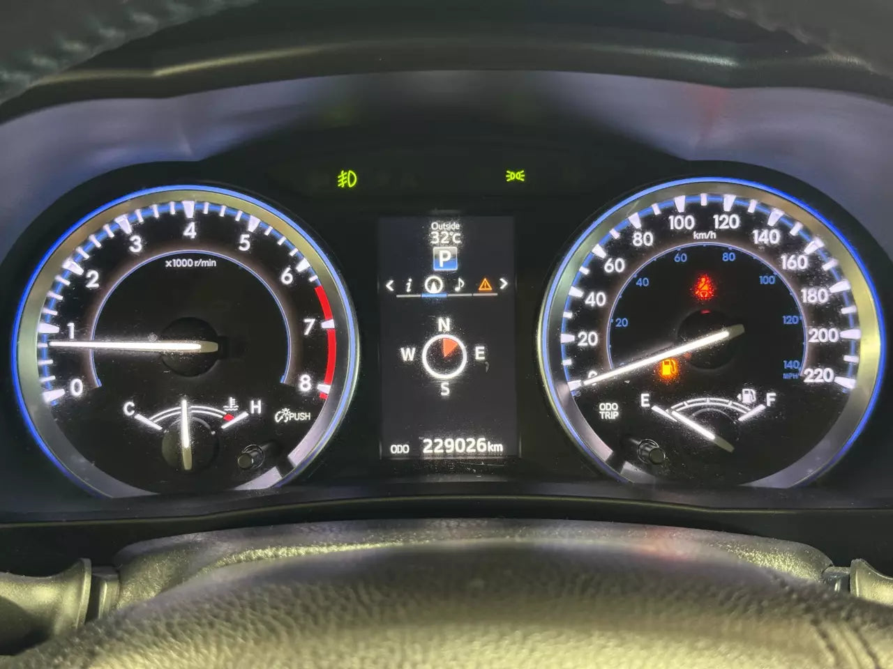 TOYOTA HIGHLANDER XLE 2016