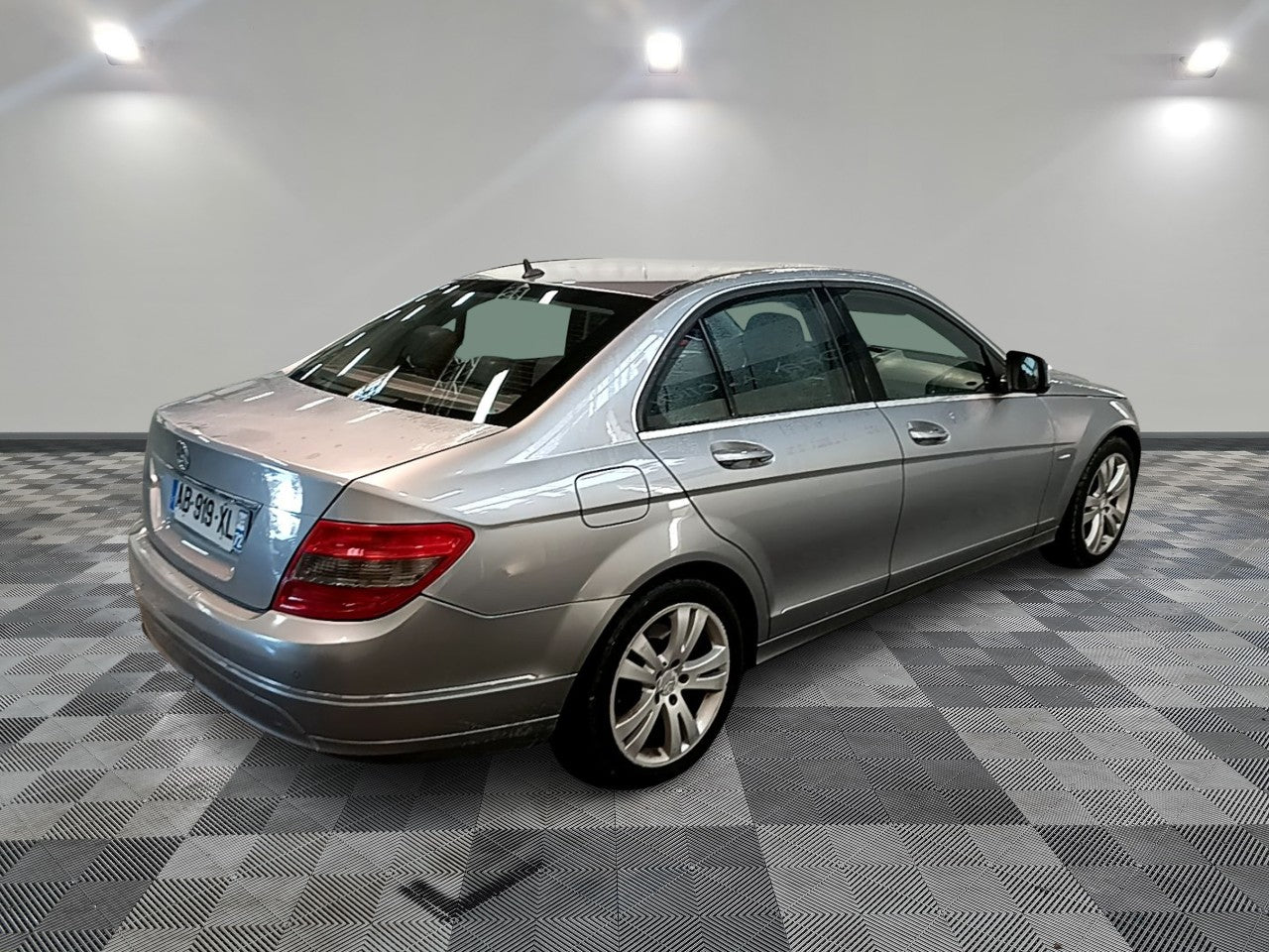 MERCEDES CLASS C220