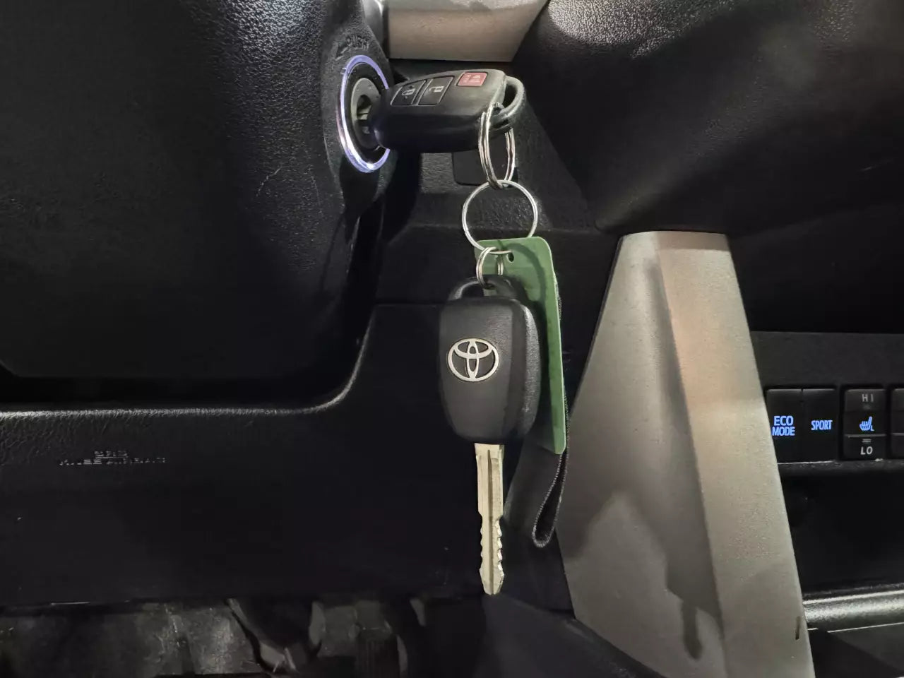 TOYOTA RAV4 LE 2016