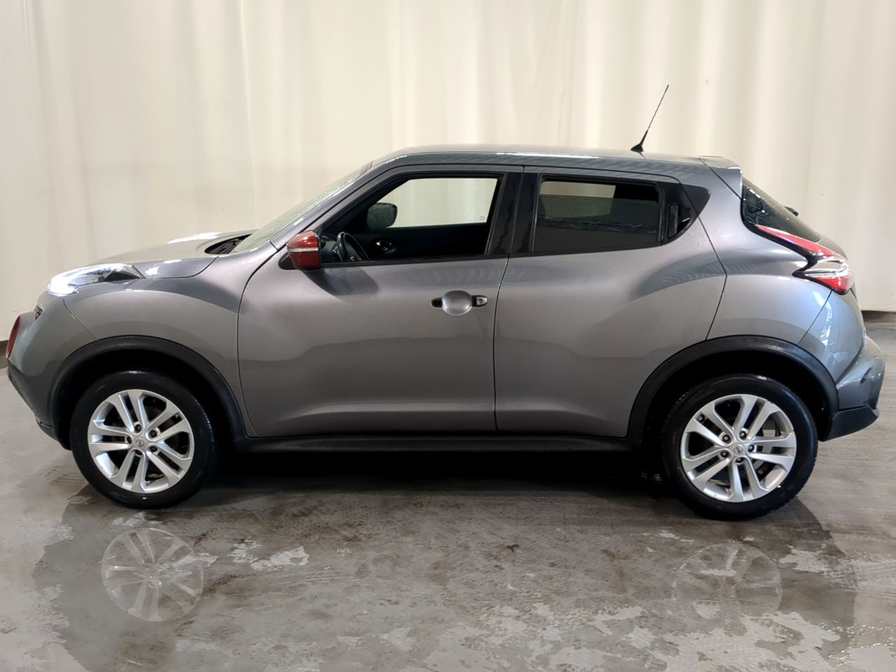 NISSAN JUKE 2017
