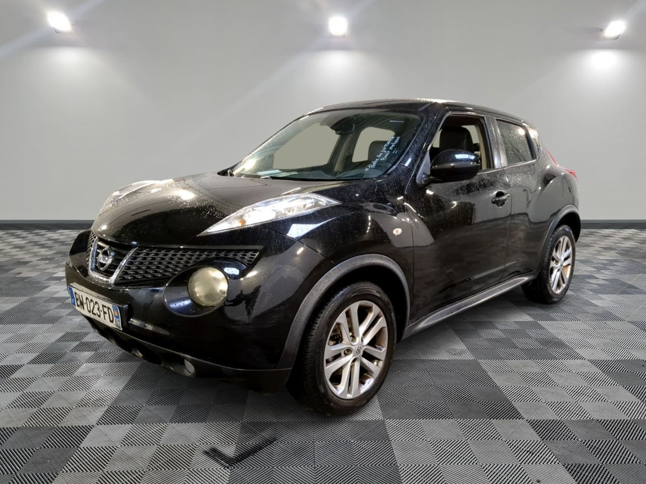 NISSAN JUKE 2011