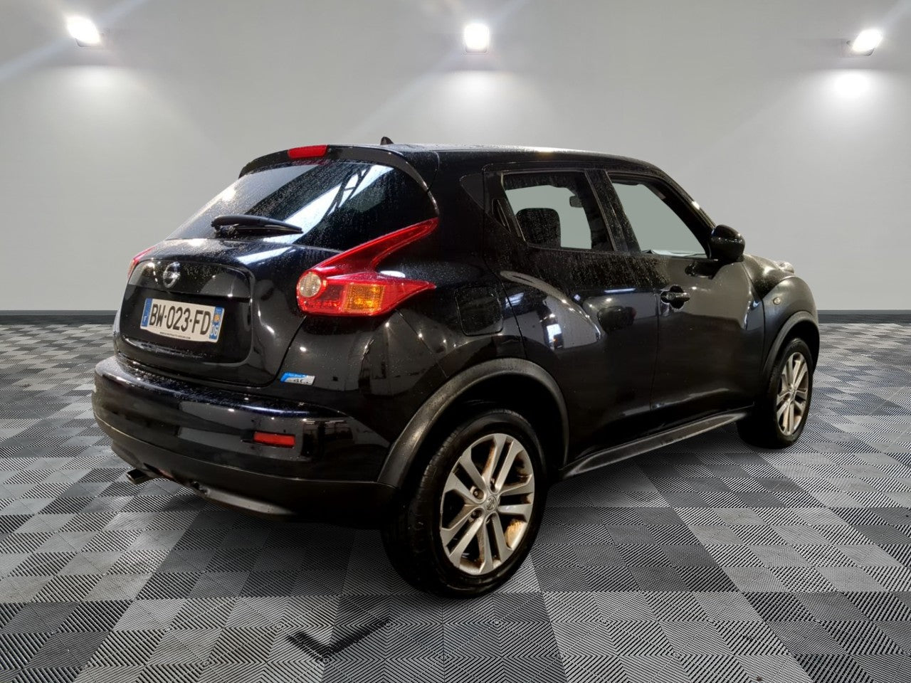 NISSAN JUKE 2011