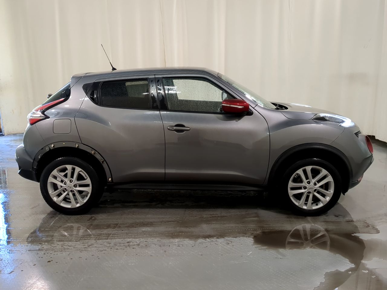 NISSAN JUKE 2017