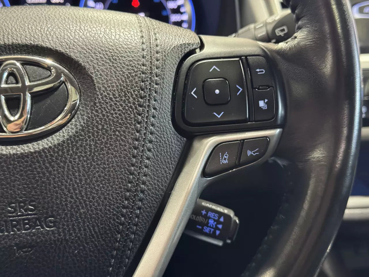 TOYOTA HIGHLANDER XLE 2017