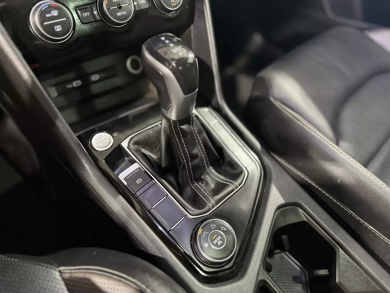 VOLKSWAGEN TAOS 2022