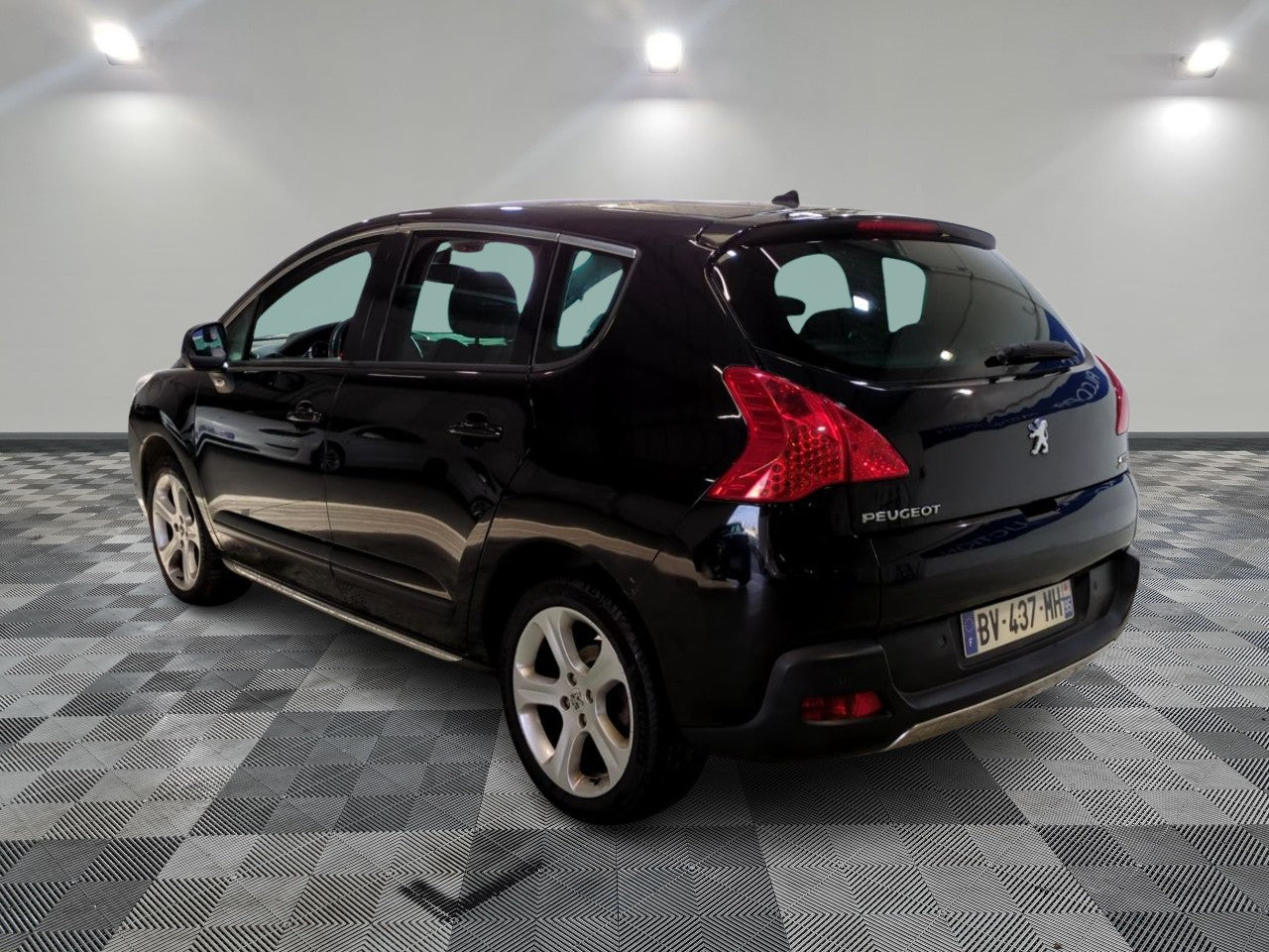 PEUGEOT 3008 2011