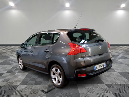 PEUGEOT 3008 2010