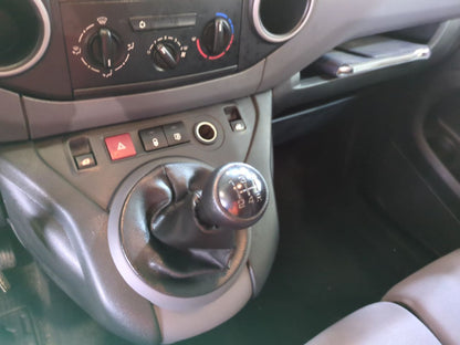 PEUGEOT PARTNER FGN 2014