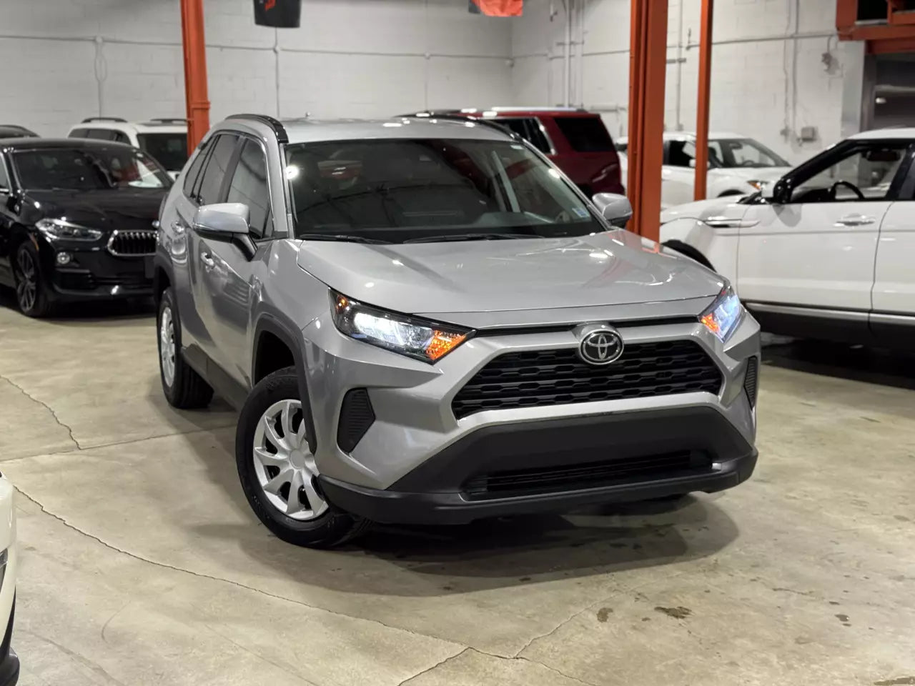 TOYOTA RAV4 LE 2020