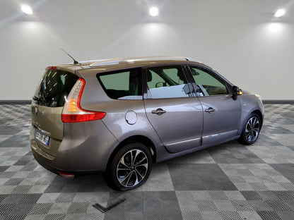 RENAULT GRAND SCENIC 2016