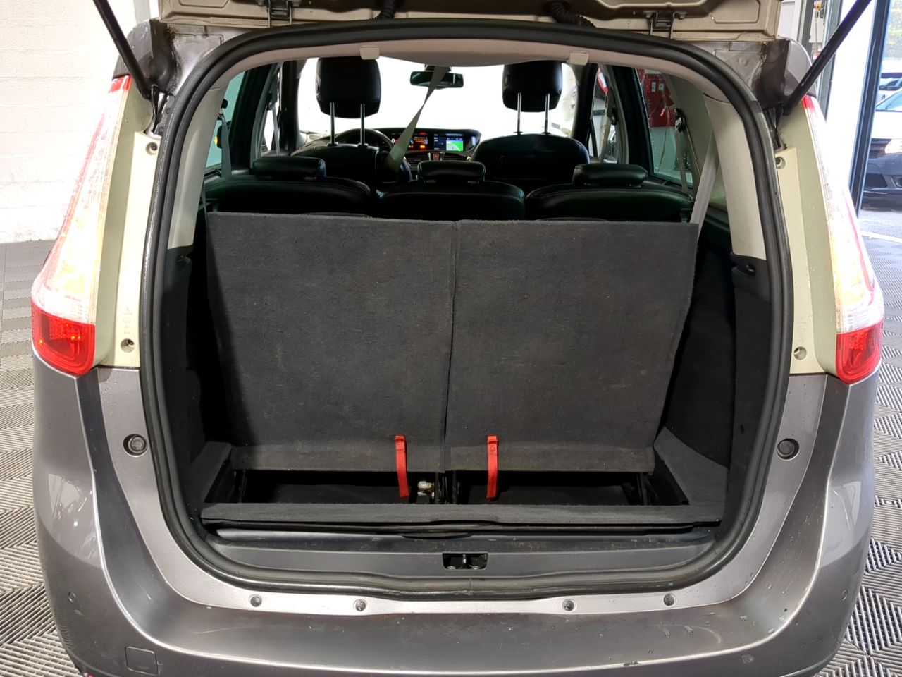 RENAULT GRAND SCENIC 2016