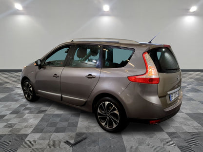 RENAULT GRAND SCENIC 2016