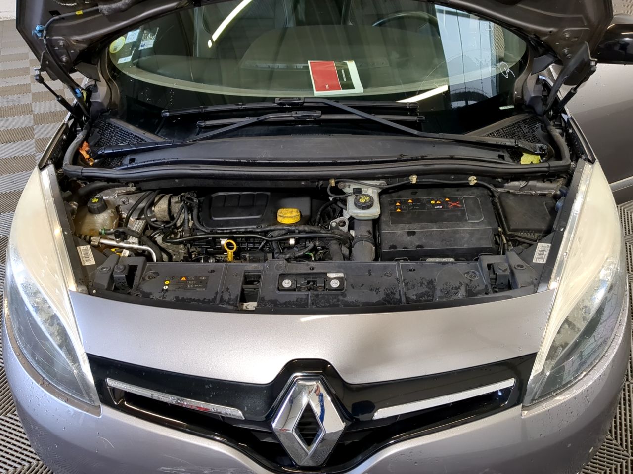 RENAULT GRAND SCENIC 2016