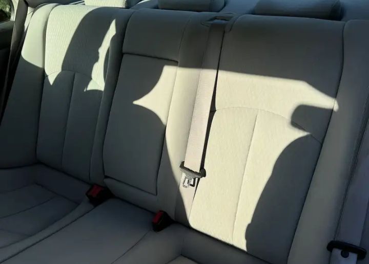 MERCEDES BENZ E 200 2007