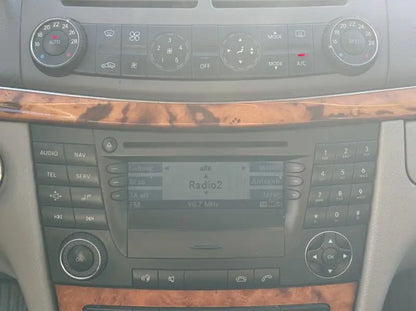 MERCEDES BENZ E 200 2007