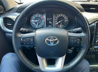 TOYOTA HILUX 2021