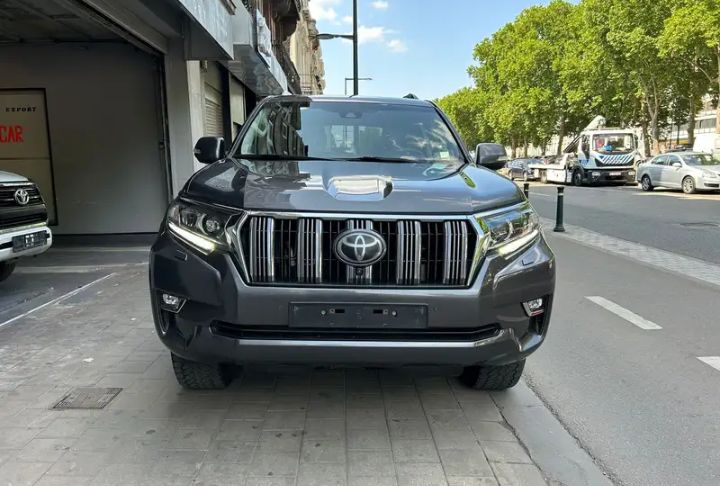 TOYOTA LAND CRUISER 2018