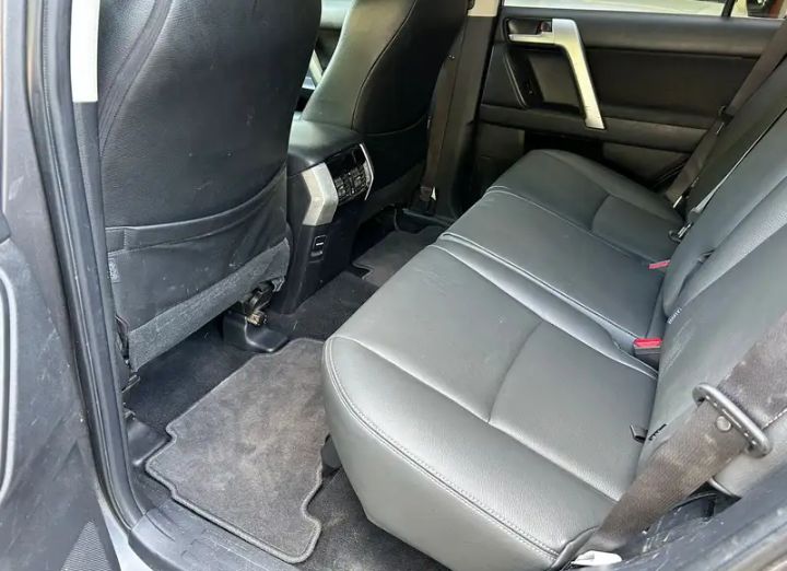 TOYOTA LAND CRUISER 2018