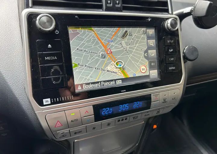 TOYOTA LAND CRUISER 2018