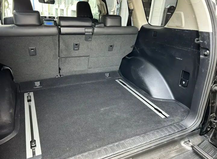 TOYOTA LAND CRUISER 2018