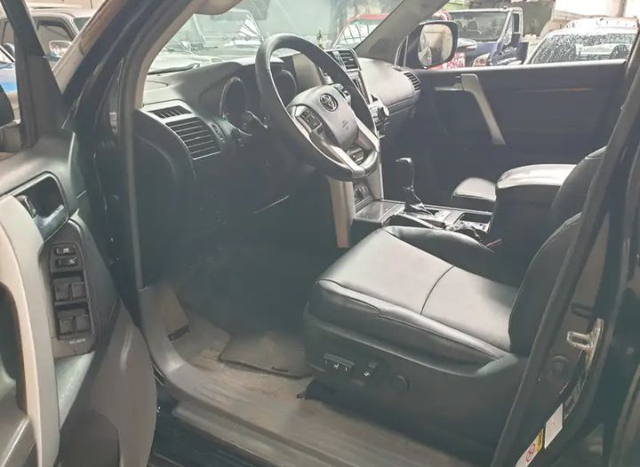 TOYOTA LAND CRUISER D4D