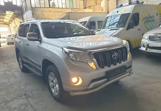 TOYOTA LAND CRUISER 2015