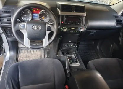 TOYOTA LAND CRUISER 2015