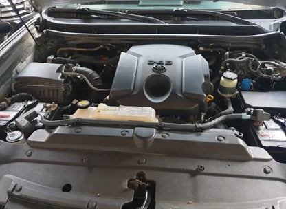 TOYOTA LAND CRUISER 2015