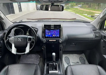 TOYOTA LAND CRUISER 2012