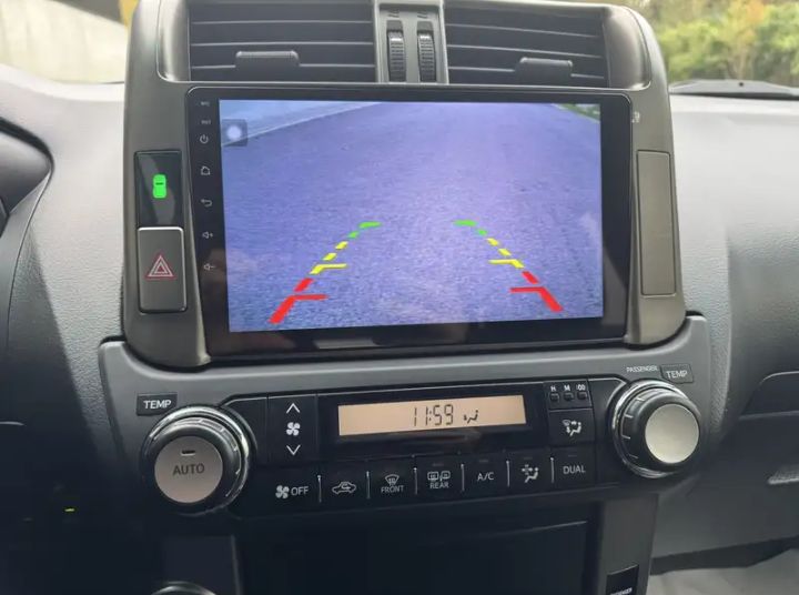 TOYOTA LAND CRUISER 2012