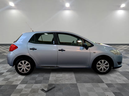TOYOTA AURIS D4D 2010