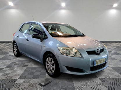 TOYOTA AURIS D4D 2010