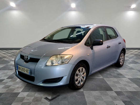 TOYOTA AURIS D4D 2010