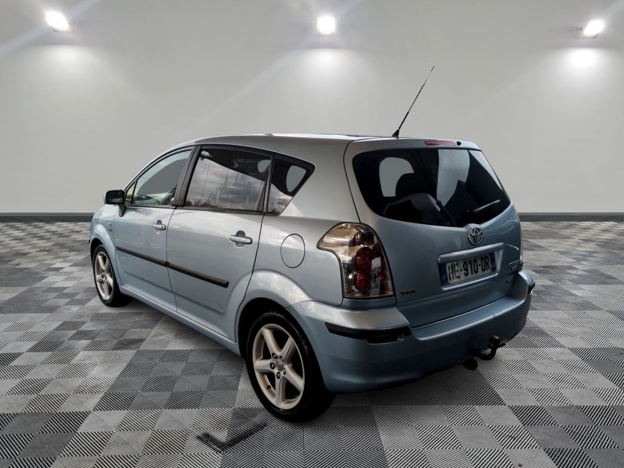 TOYOTA COROLLA VERSO D4D