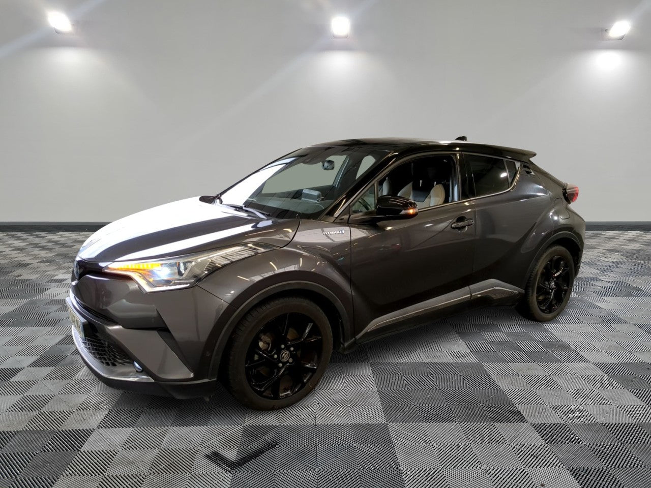 TOYOTA C-HR HYBRID 2019