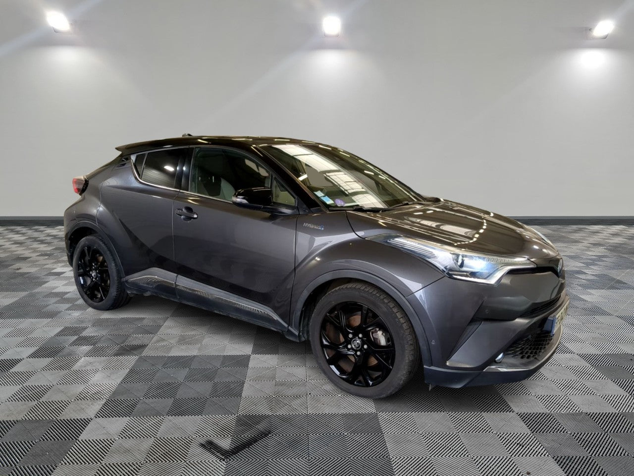 TOYOTA C-HR HYBRID 2019