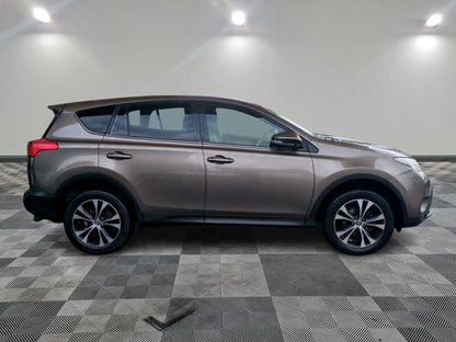 TOYOTA RAV4 2015 D4D