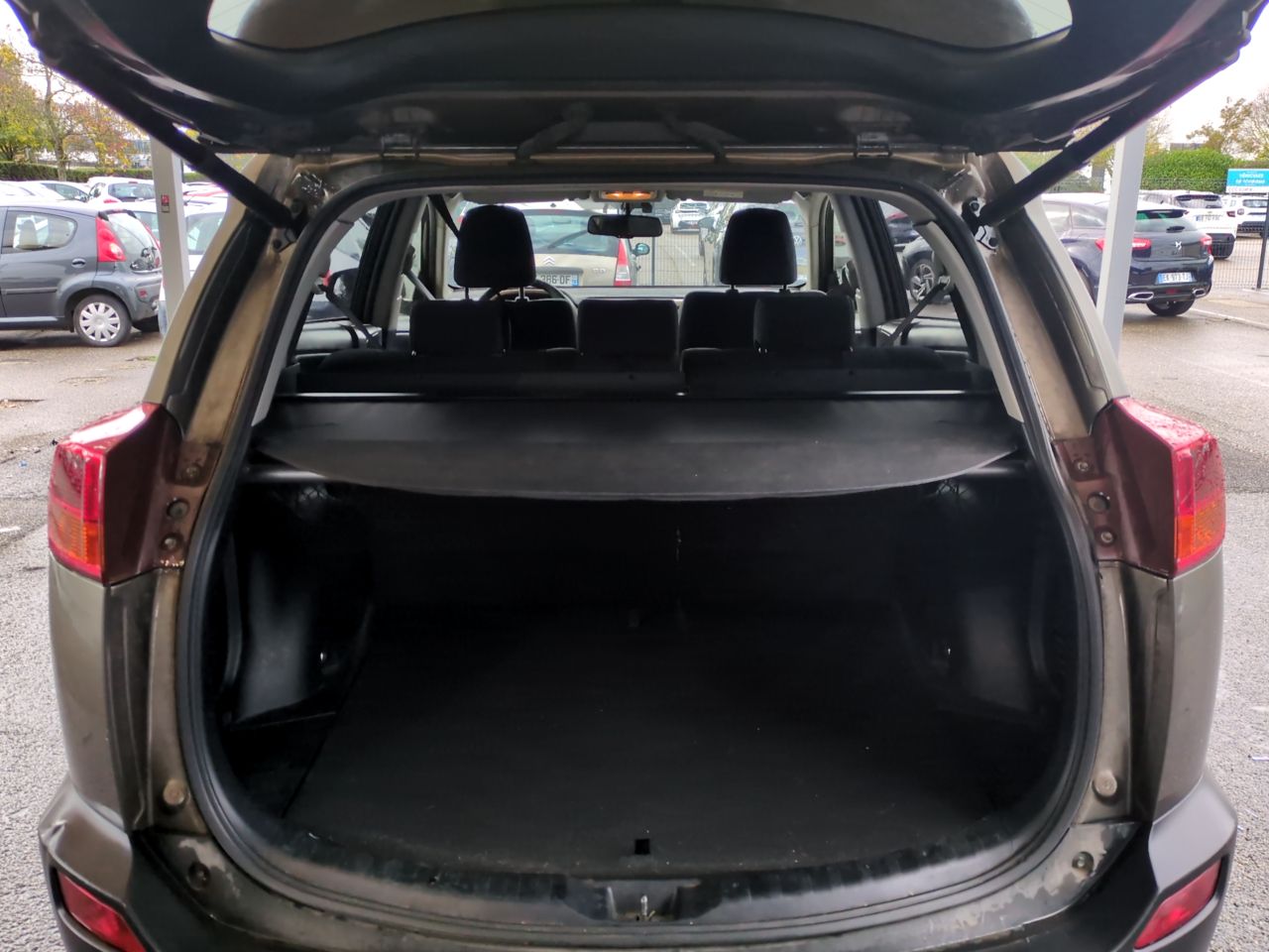 TOYOTA RAV4 2015 D4D