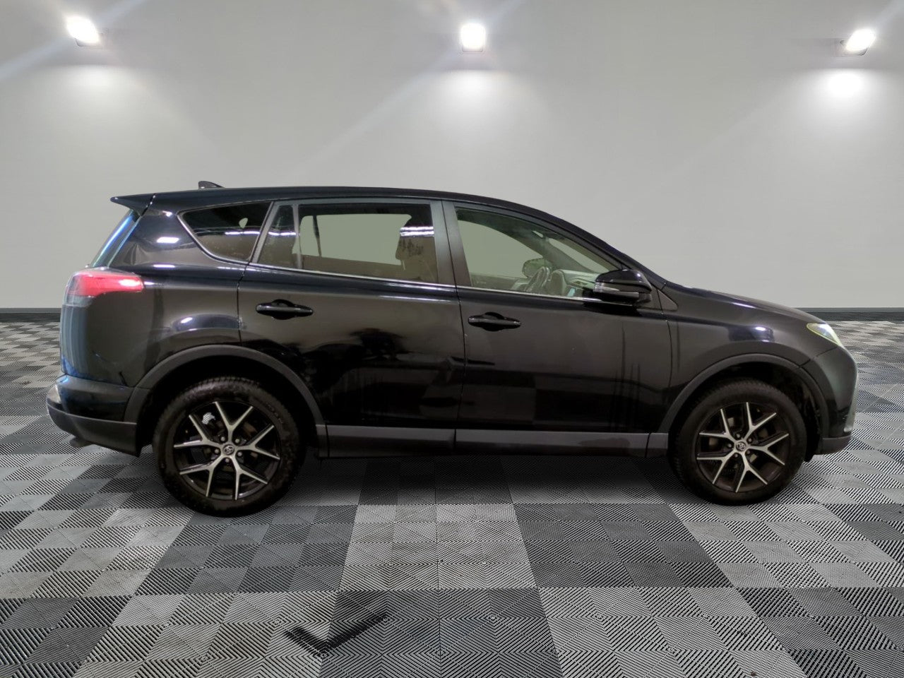 TOYOTA RAV4 2016 D4D