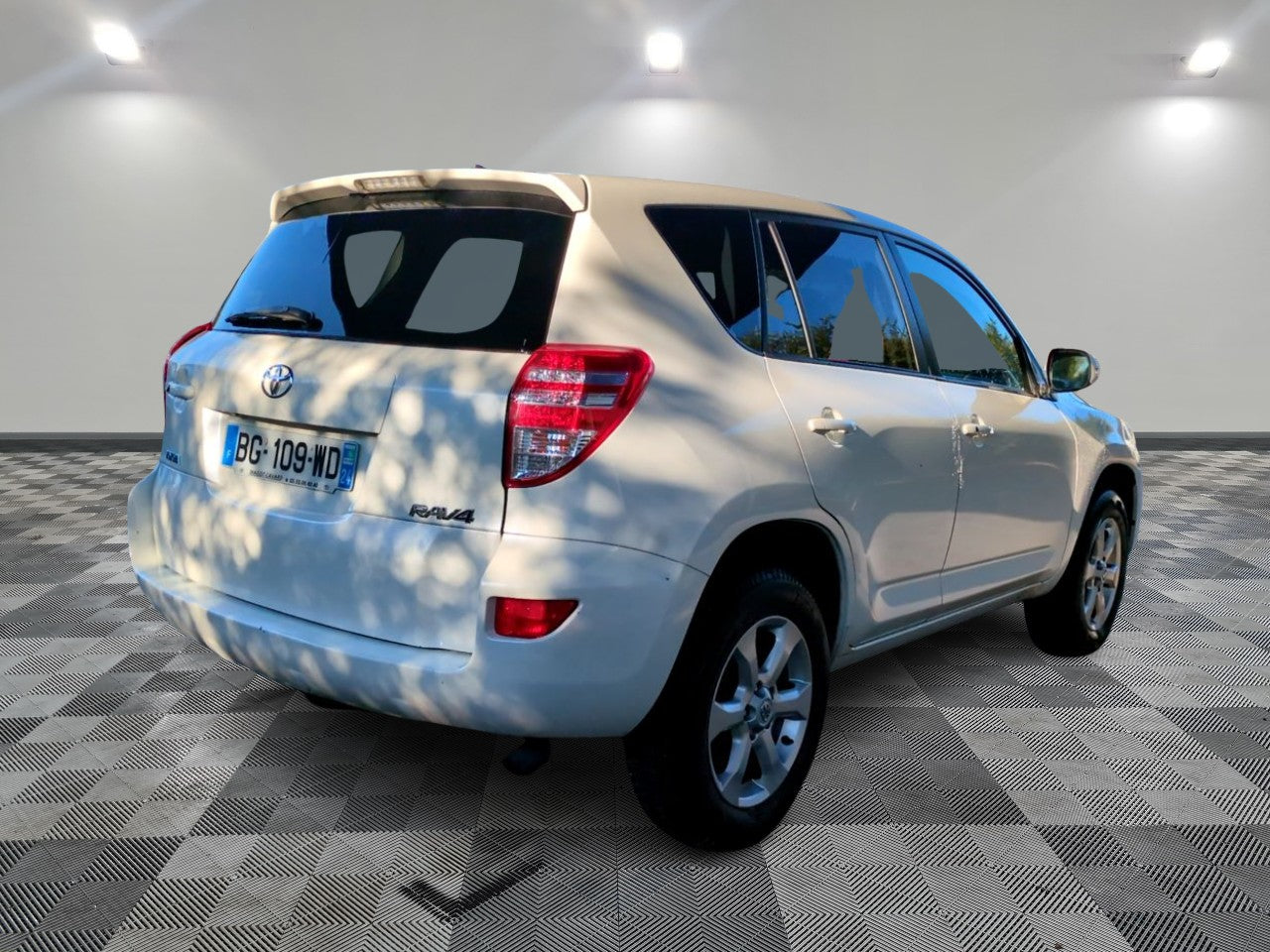TOYOTA RAV4 2012 D4D