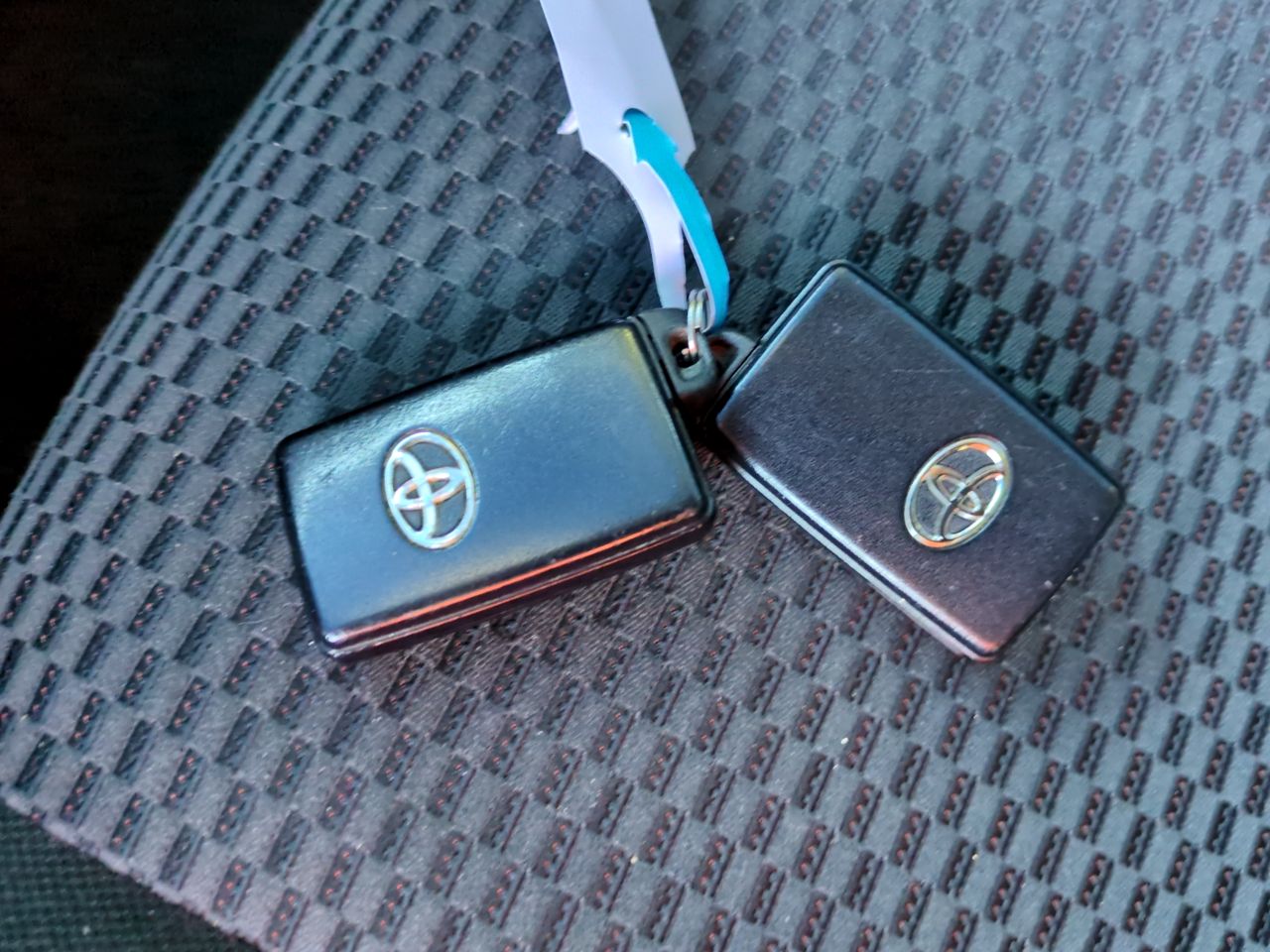 TOYOTA RAV4 2012 D4D