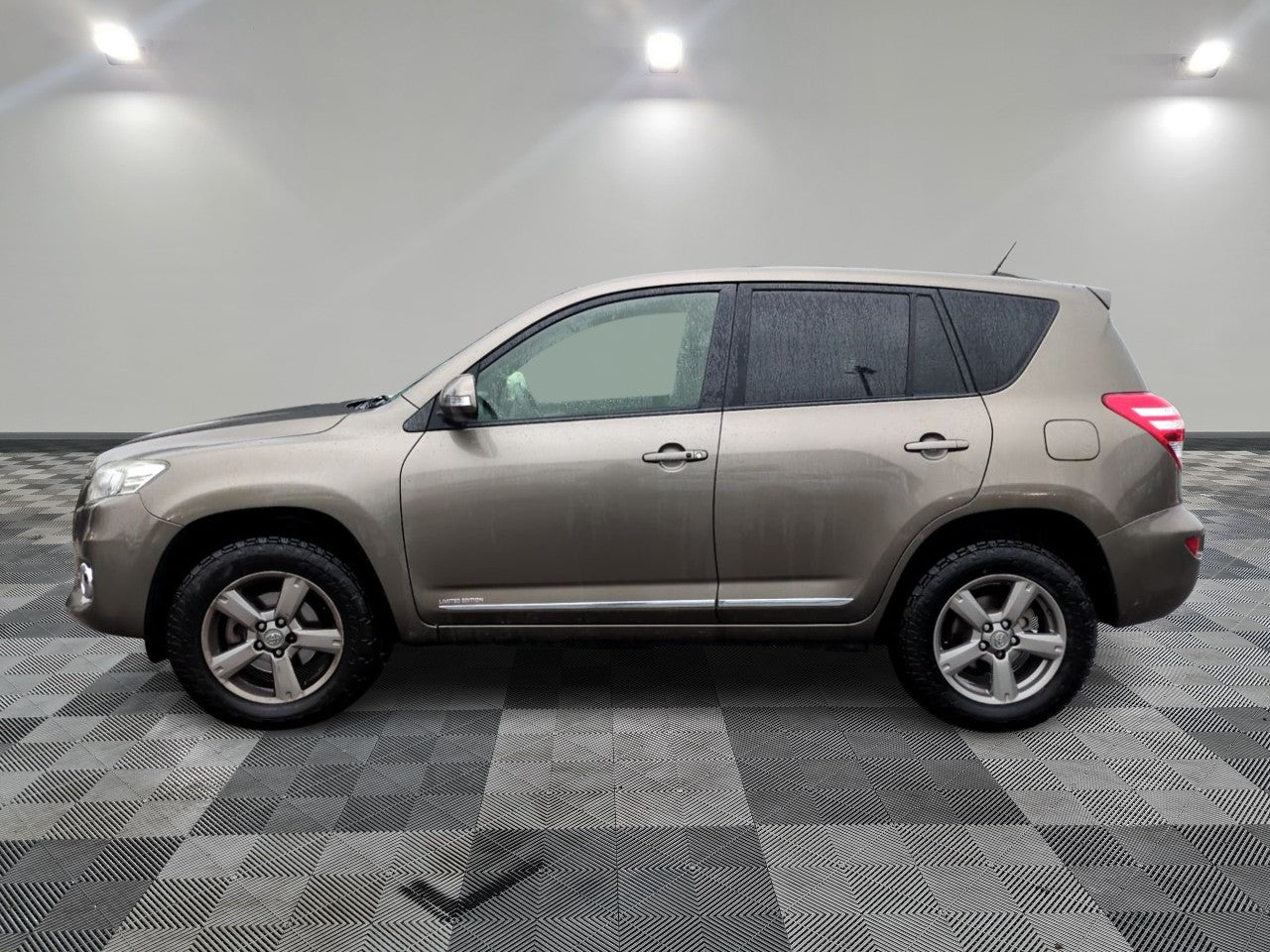 TOYOTA RAV4 2012