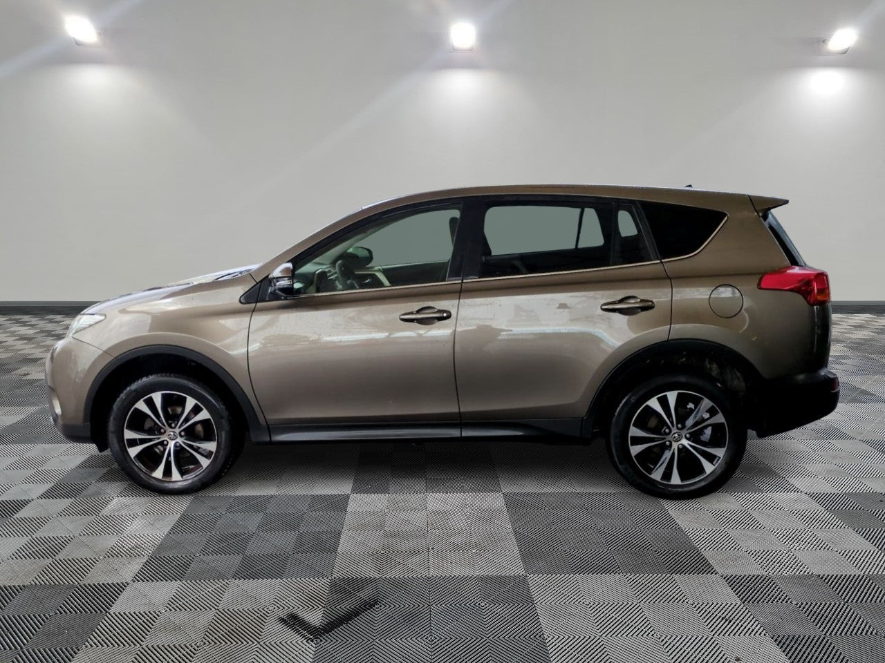 TOYOTA RAV4 2015 D4D