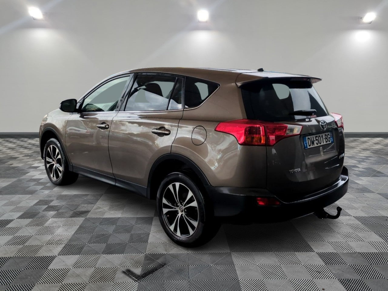 TOYOTA RAV4 2015 D4D