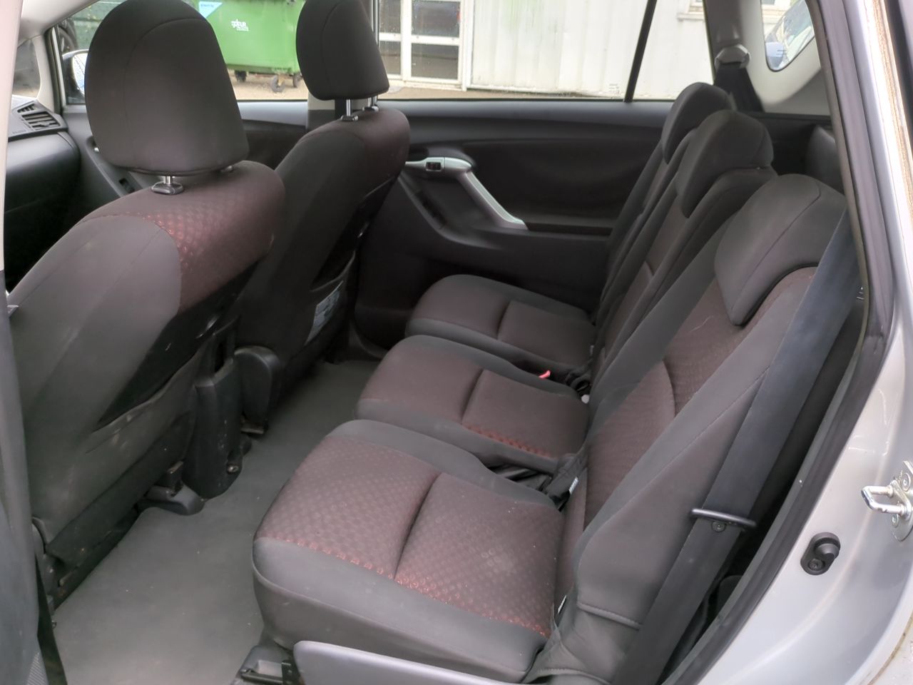 TOYOTA VERSO D4D 2011